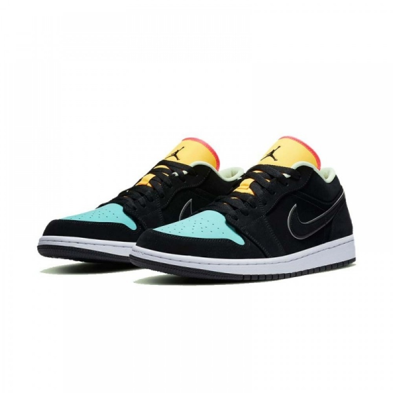 Nike AIR JORDAN 1 LOW SE 