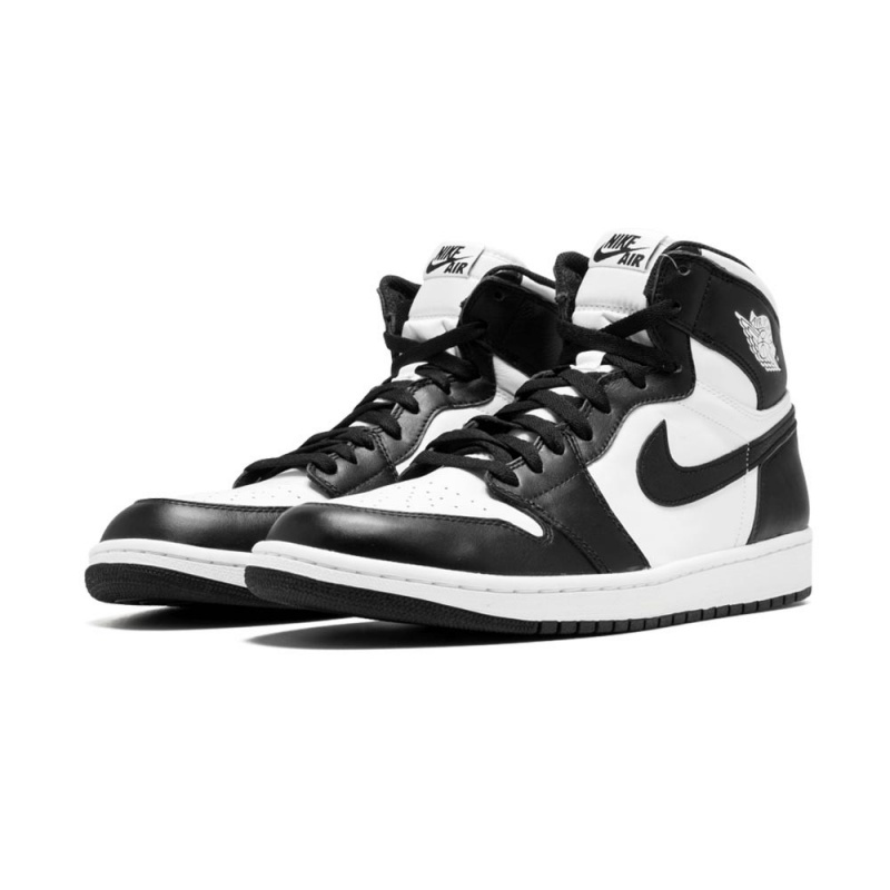 Nike AIR JORDAN 1 RETRO HIGH OG 