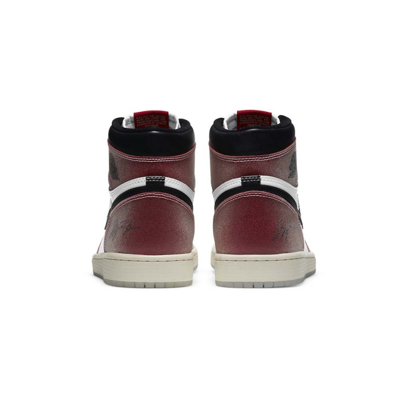 Nike AIR JORDAN 1 RETRO HIGH OG 