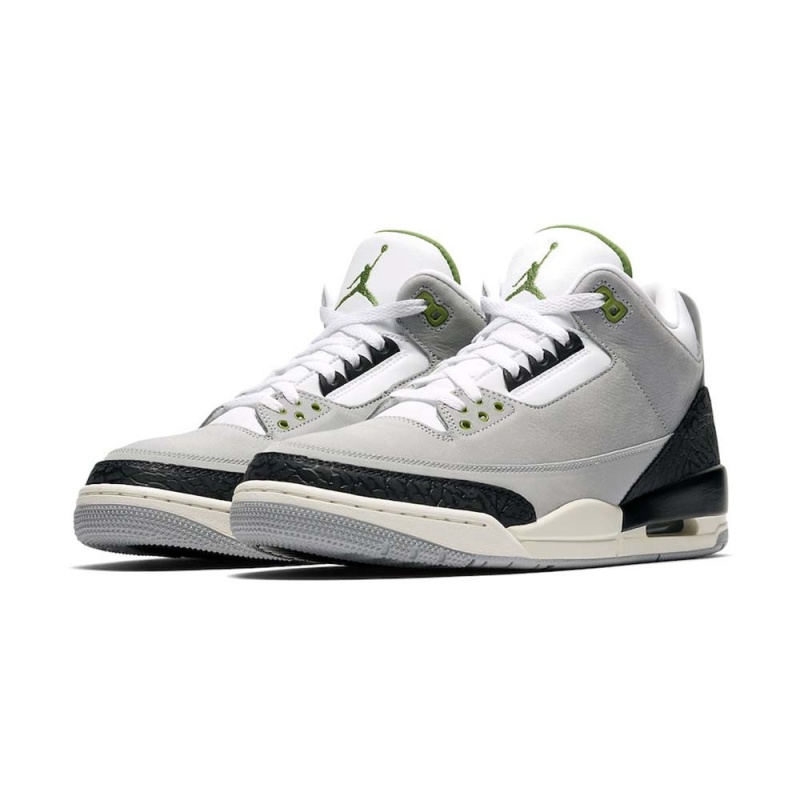 Nike Air Jordan 3 Retro 