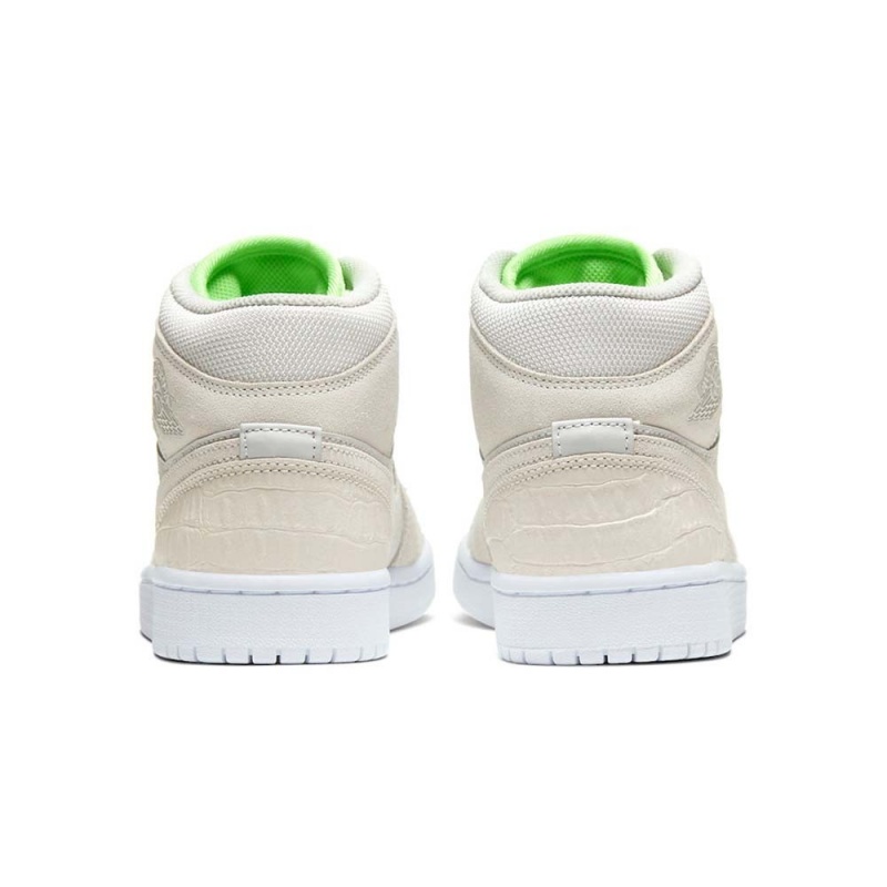 Nike Wmns Air Jordan 1 Mid 