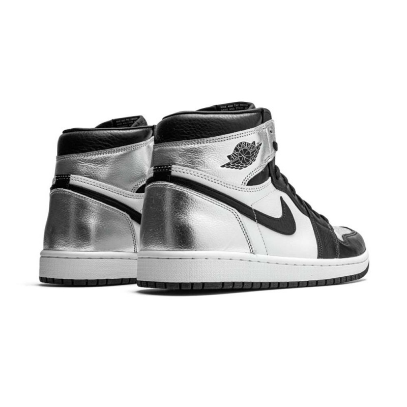 Nike Wmns Air Jordan 1 Retro High OG 